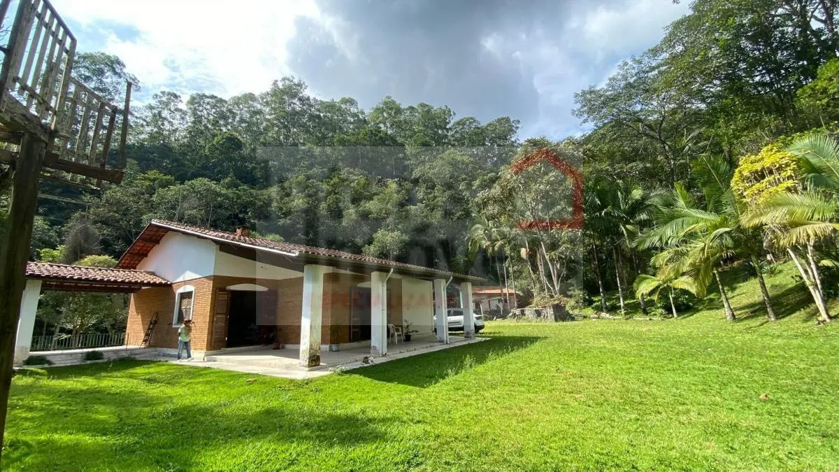 Sítio à venda de 14 ha em Taubaté, SP, Brasil