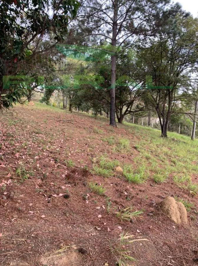 Terreno à venda de 2.000 m² em Mairinque, SP, Brasil