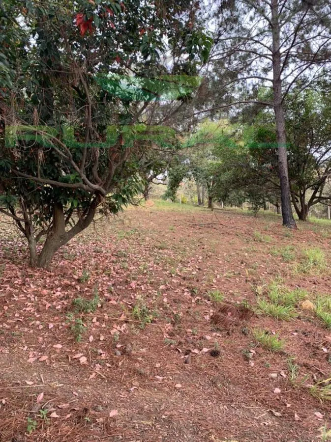 Terreno à venda de 2.000 m² em Mairinque, SP, Brasil