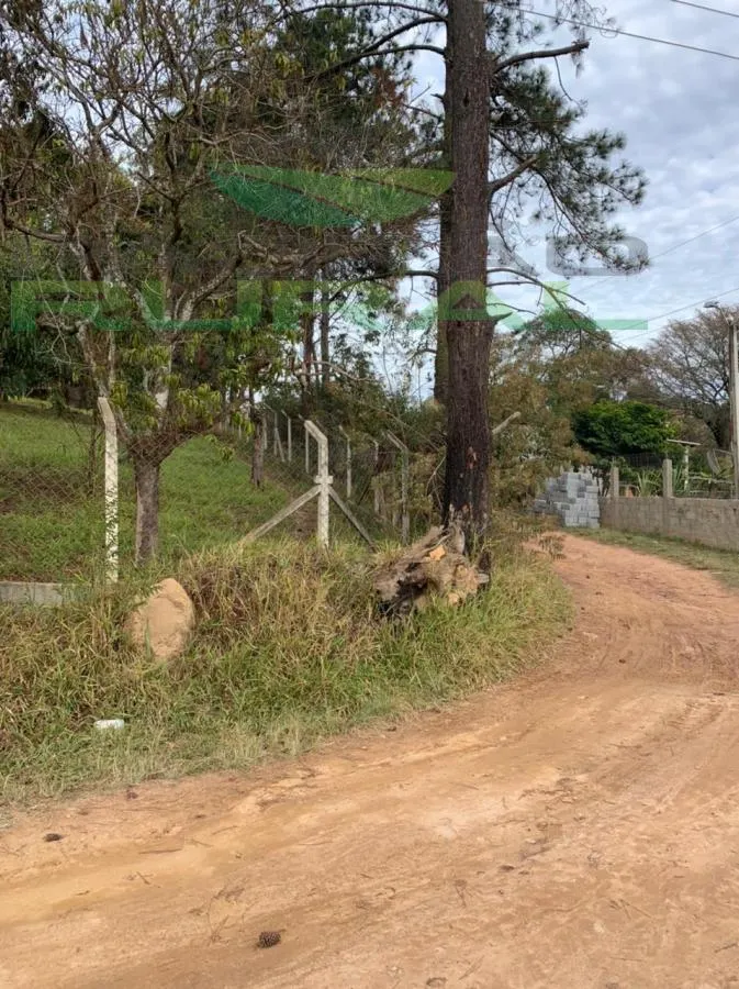 Terreno à venda de 2.000 m² em Mairinque, SP, Brasil