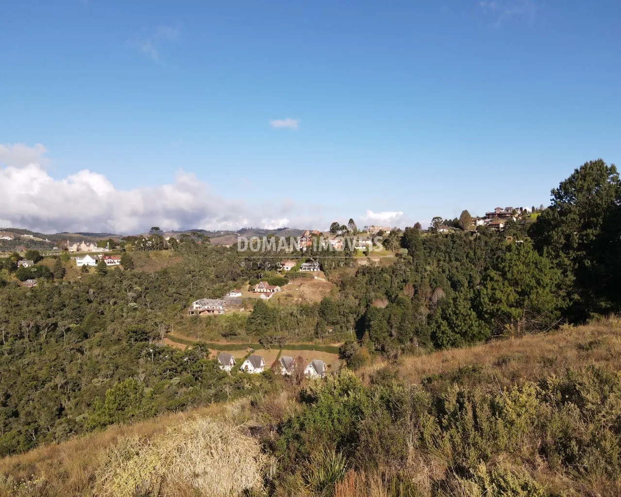 Plot for sale of 2,560 m² in Campos do Jordão, SP, Brazil