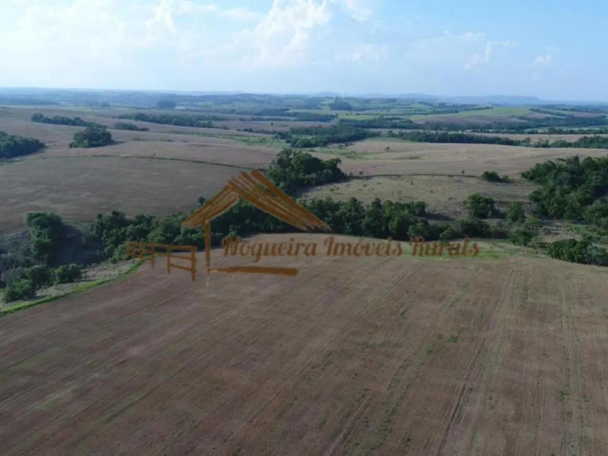 Fazenda à venda de 343 ha em Itapetininga, SP, Brasil