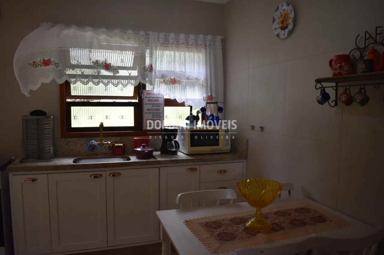 Casa à venda de 1.560 m² em Campos do Jordão, SP, Brasil