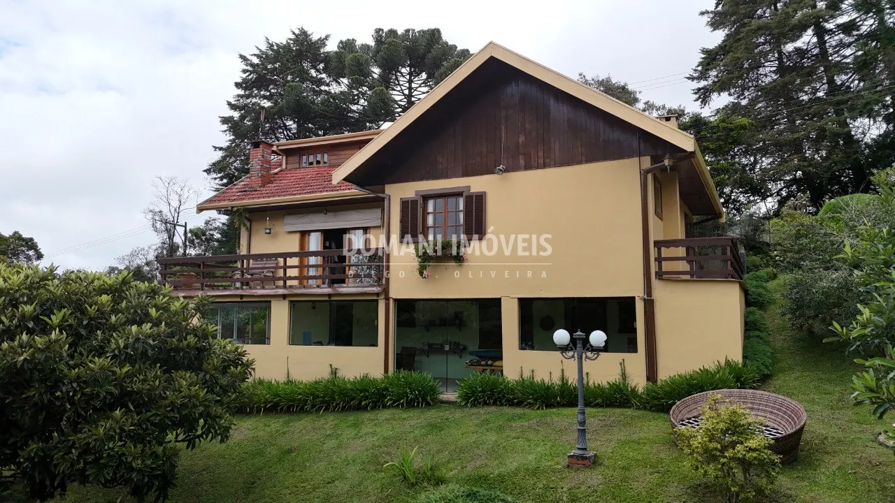 Casa à venda de 1.560 m² em Campos do Jordão, SP, Brasil