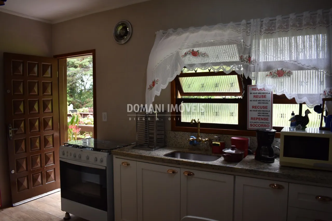 Casa à venda de 1.560 m² em Campos do Jordão, SP, Brasil