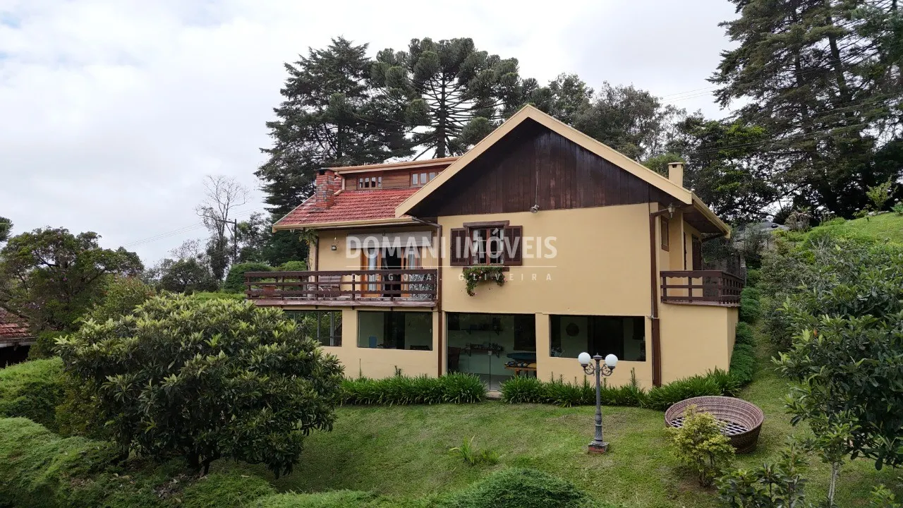 Casa à venda de 1.560 m² em Campos do Jordão, SP, Brasil