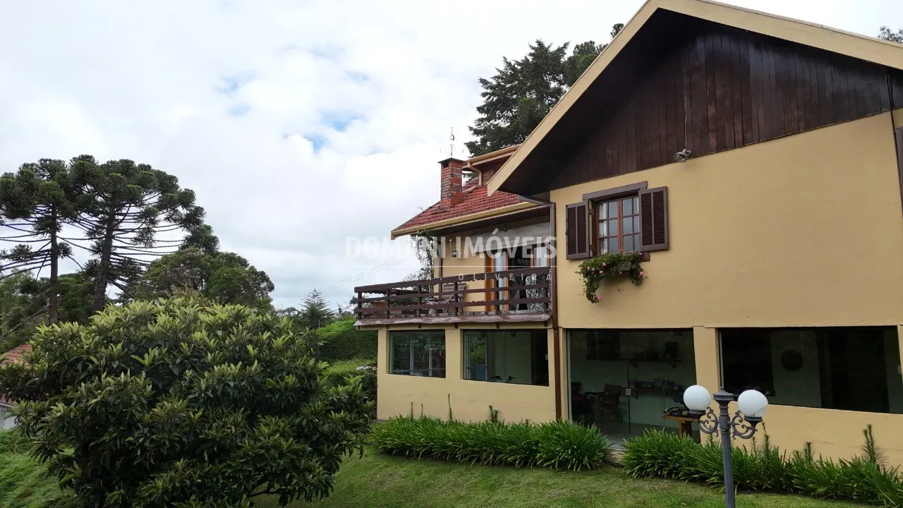 Casa à venda de 1.560 m² em Campos do Jordão, SP, Brasil
