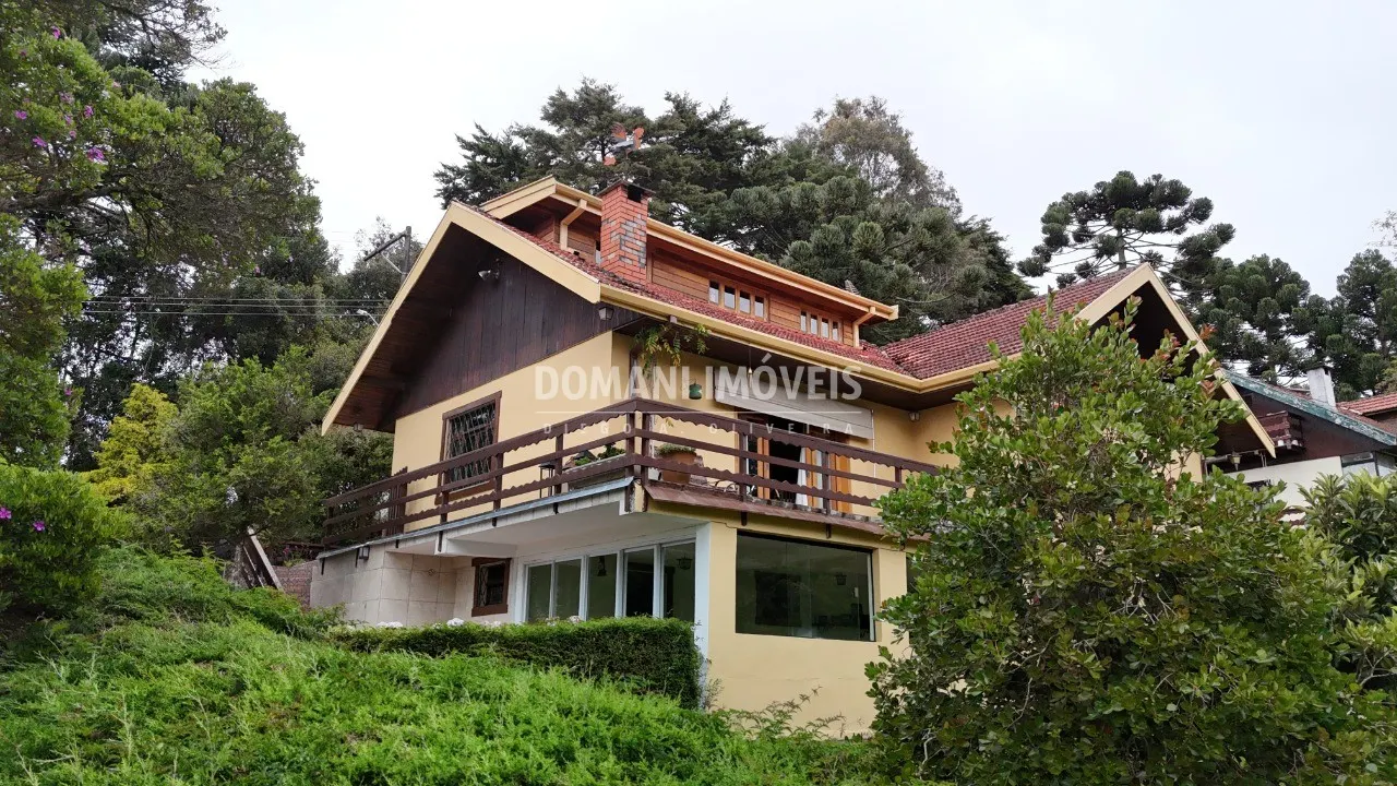 Casa à venda de 1.560 m² em Campos do Jordão, SP, Brasil