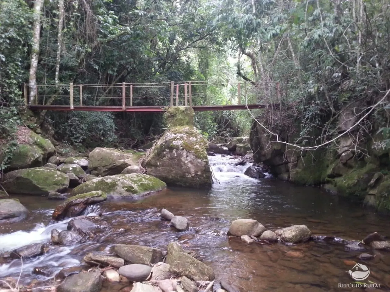 Sítio à venda de 23 ha em Silveiras, SP, Brasil