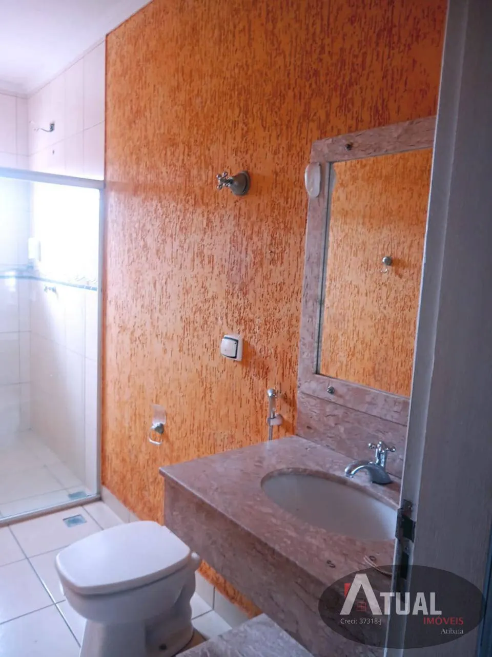 Casa à venda de 250 m² em Atibaia, SP, Brasil