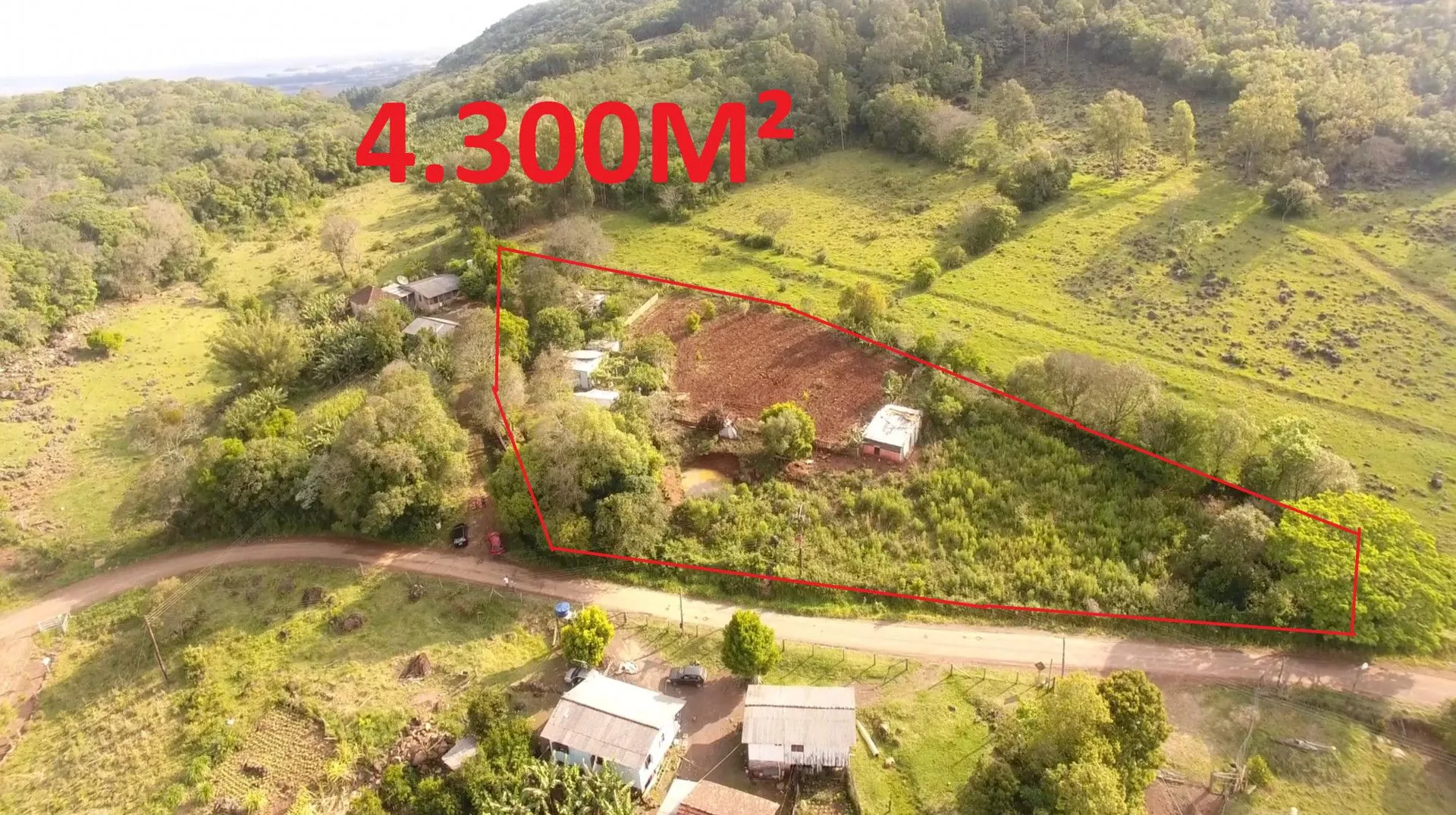 Chácara à venda de 4.300 m² em Santo Antônio da Patrulha, RS, Brasil