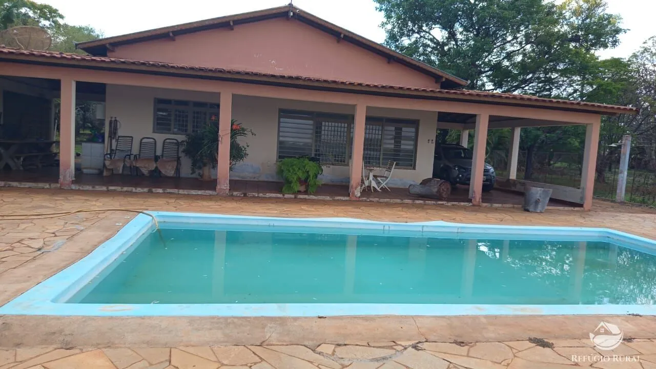 Sítio à venda de 2 ha em Planura, MG, Brasil