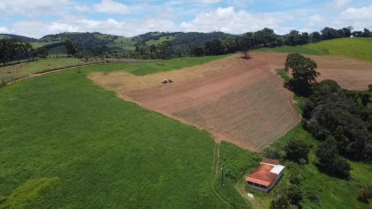 Small farm for sale of 24 acres in Ipuiúna, MG, Brazil