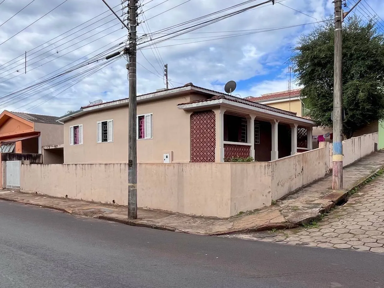 Casa à venda de 248 m² em Piraju, SP, Brasil