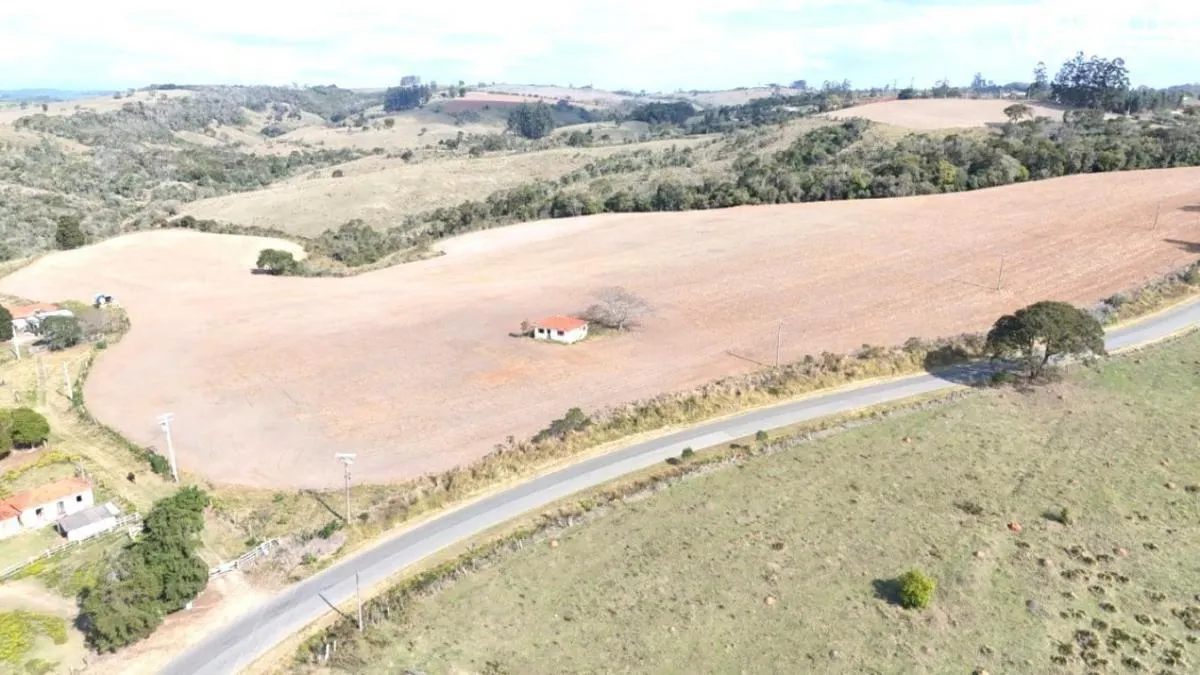 Sítio à venda de 48 ha em São Miguel Arcanjo, SP, Brasil