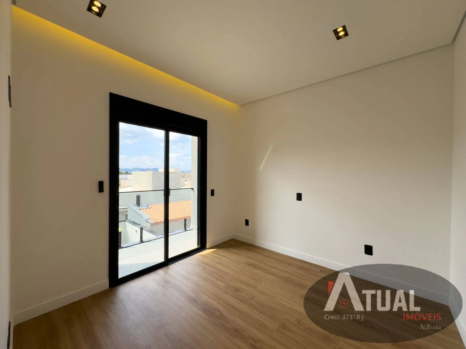 Casa à venda de 180 m² em Atibaia, SP, Brasil