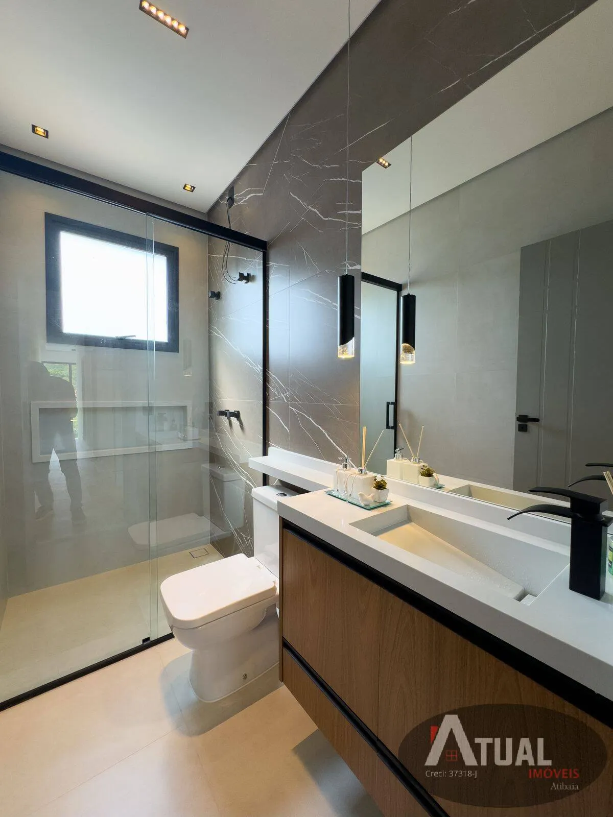 Casa à venda de 180 m² em Atibaia, SP, Brasil