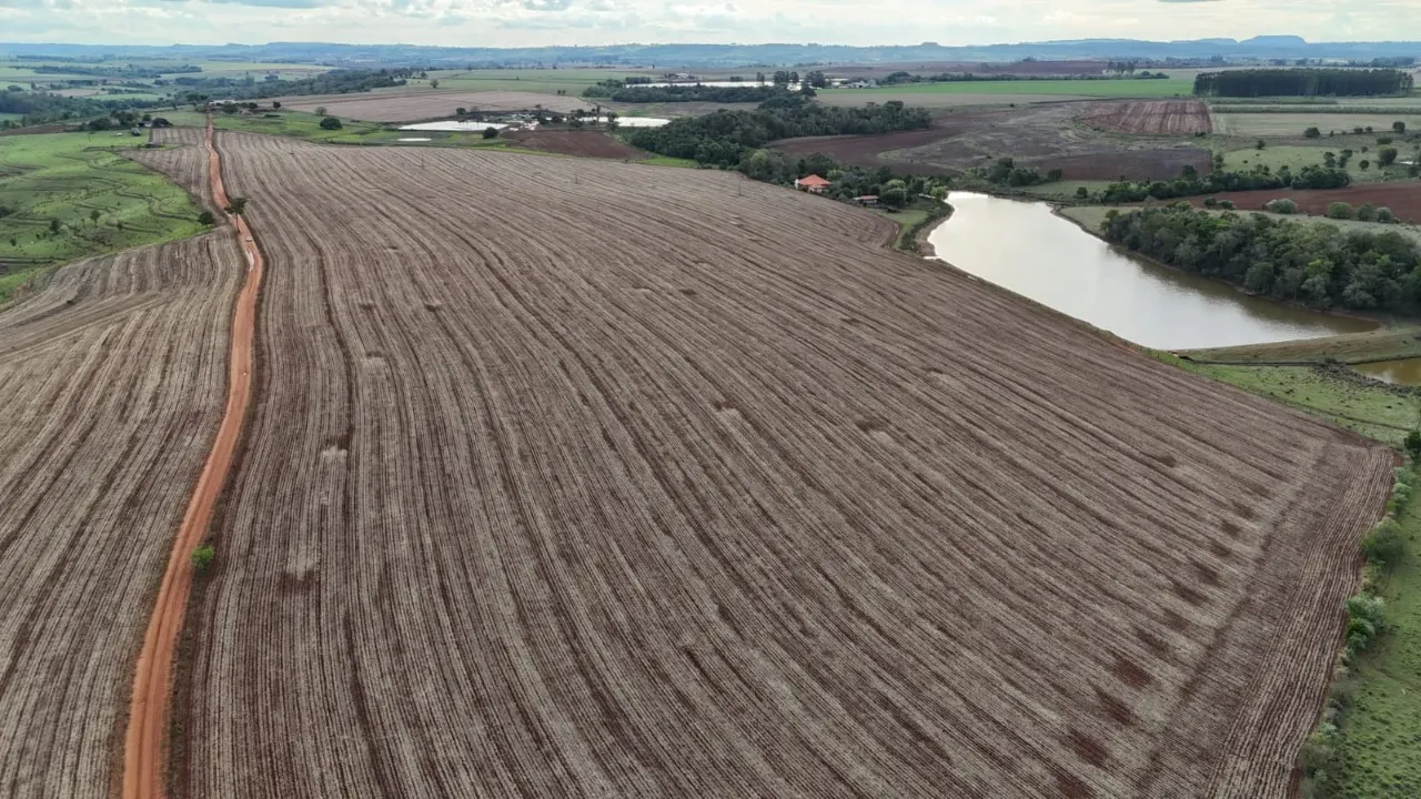 Fazenda à venda de 90 ha em Quadra, SP, Brasil