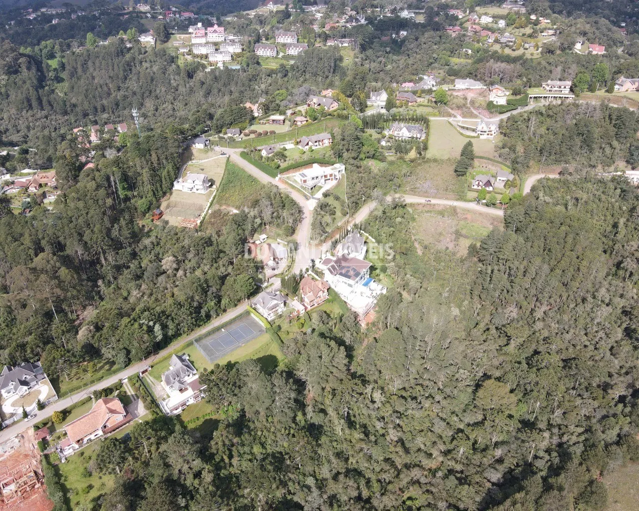 Plot for sale of 1,600 m² in Campos do Jordão, SP, Brazil