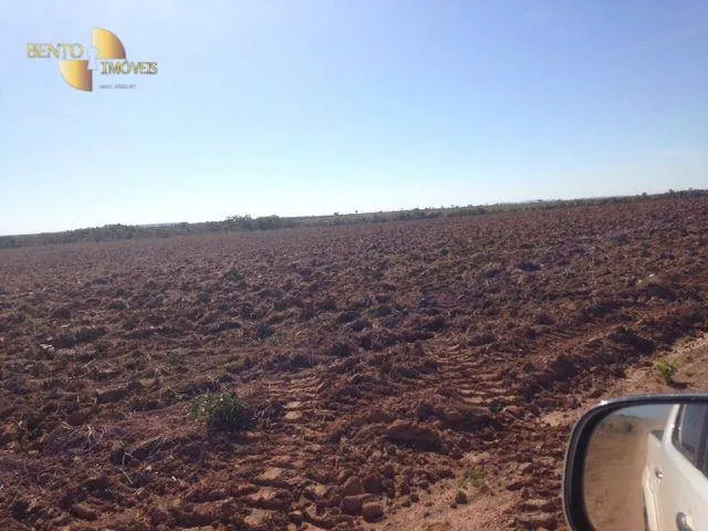 Fazenda à venda de 1.100 ha em Planalto da Serra, MT, Brasil