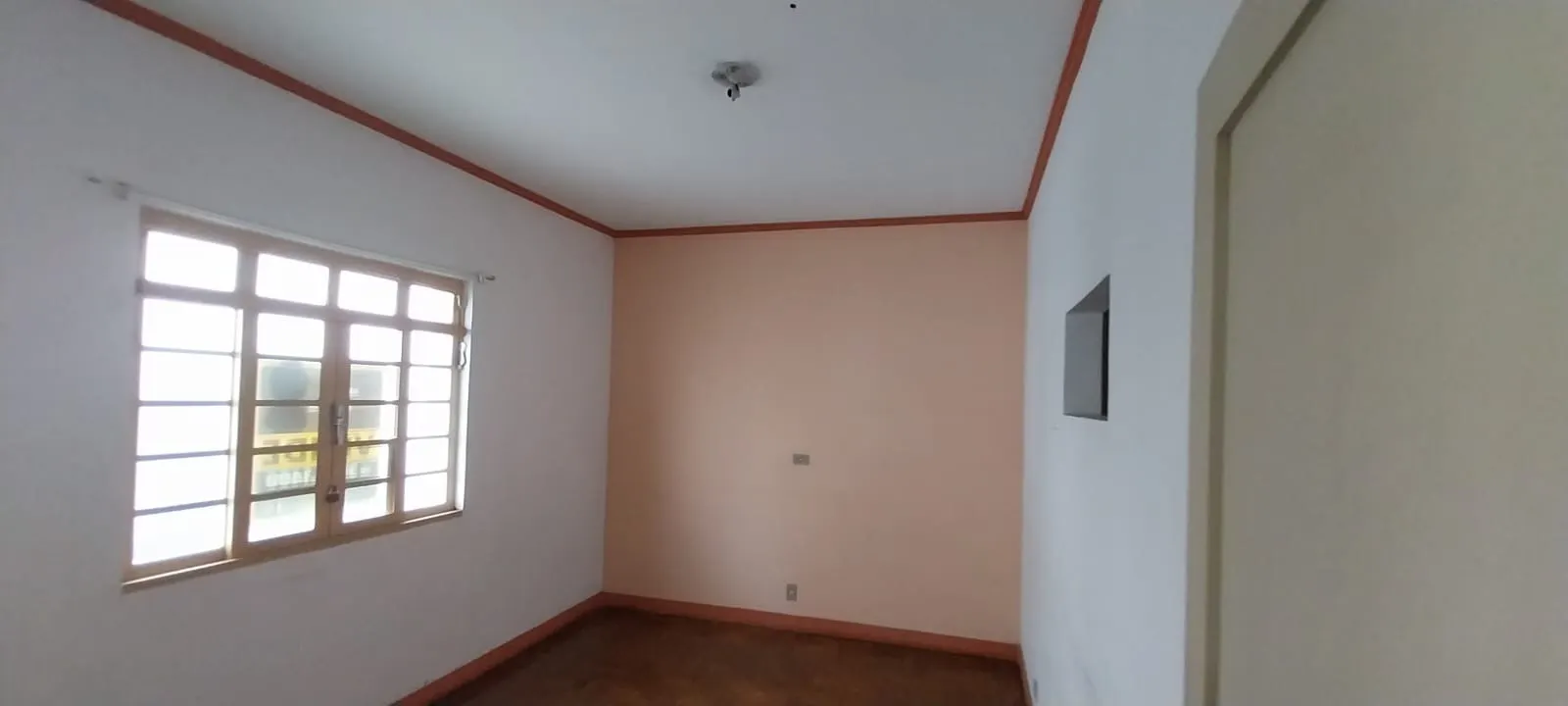 Comercial à venda de 150 m² em Jacareí, SP, Brasil