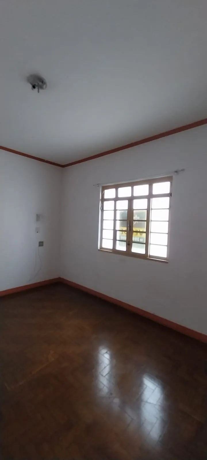 Comercial à venda de 150 m² em Jacareí, SP, Brasil