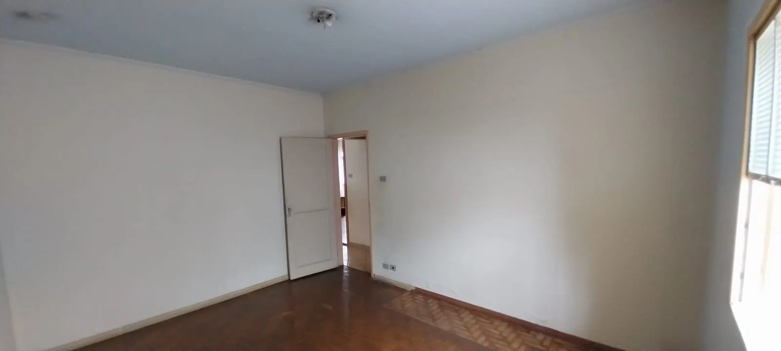 Comercial à venda de 150 m² em Jacareí, SP, Brasil