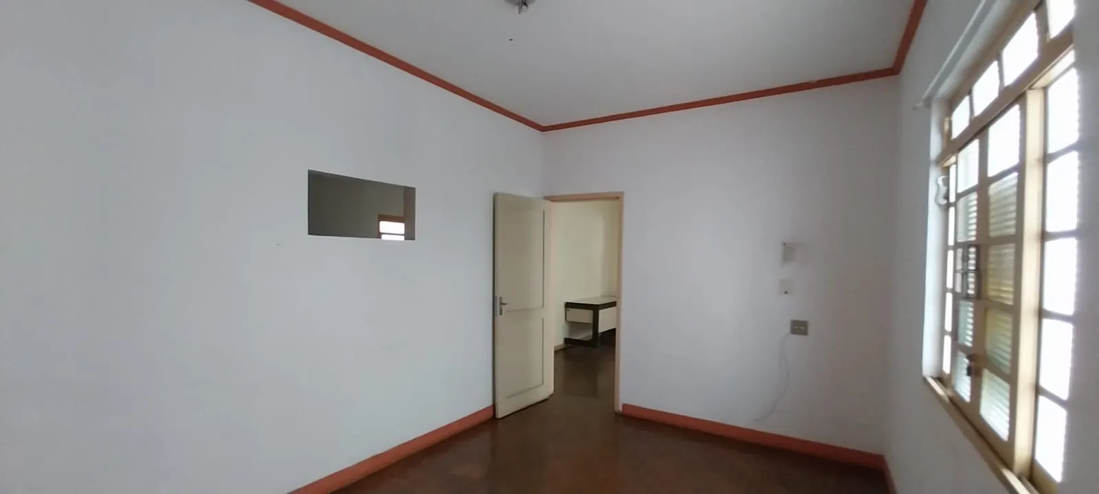 Comercial à venda de 150 m² em Jacareí, SP, Brasil