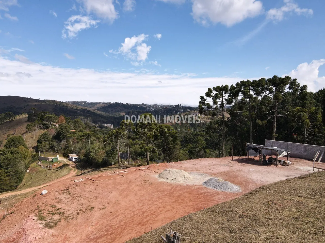 Casa à venda de 1.000 m² em Campos do Jordão, SP, Brasil