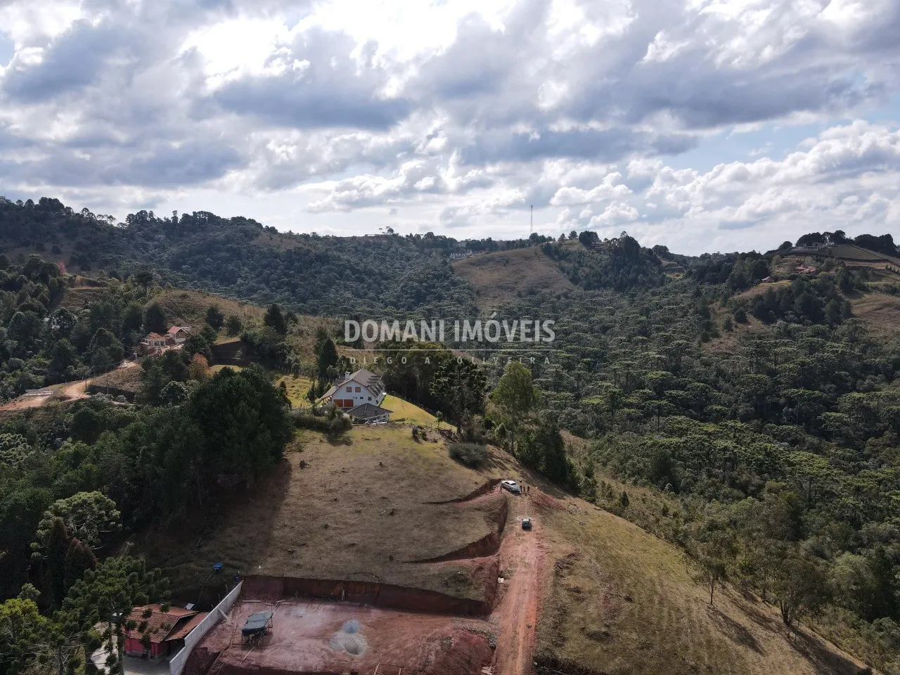 Casa à venda de 1.000 m² em Campos do Jordão, SP, Brasil