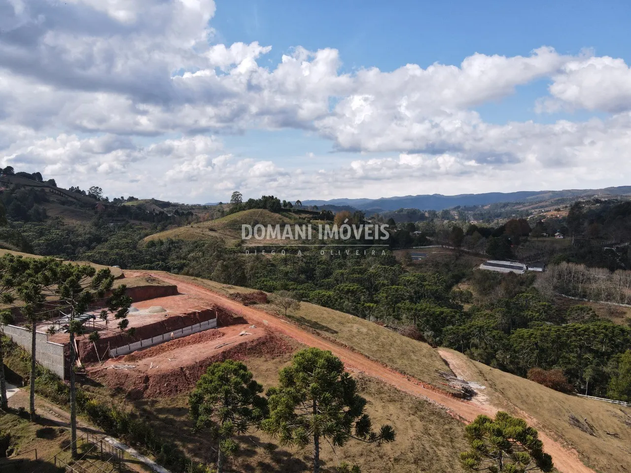 Casa à venda de 1.000 m² em Campos do Jordão, SP, Brasil