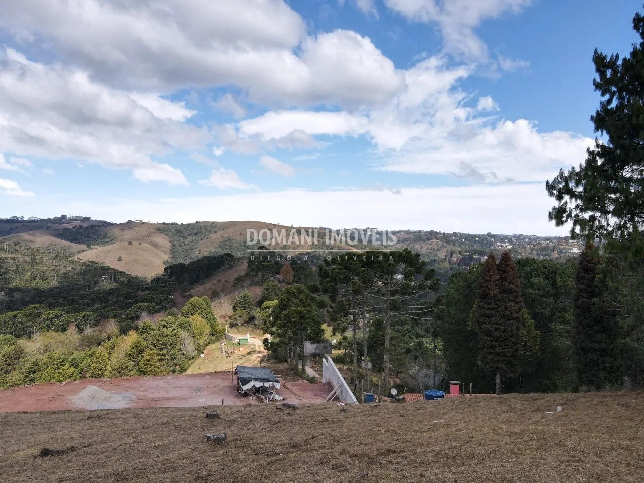Casa à venda de 1.000 m² em Campos do Jordão, SP, Brasil
