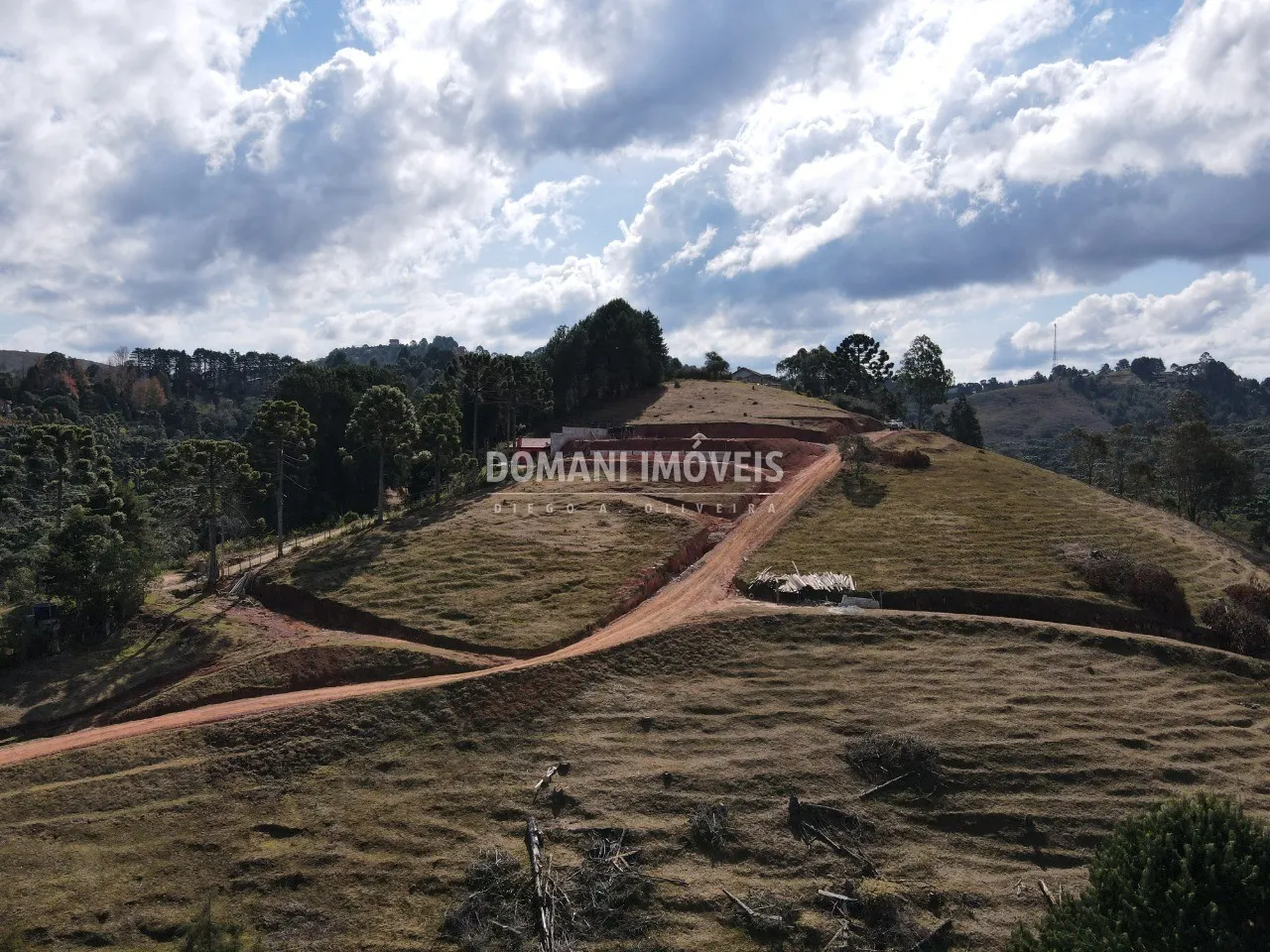 Casa à venda de 1.000 m² em Campos do Jordão, SP, Brasil