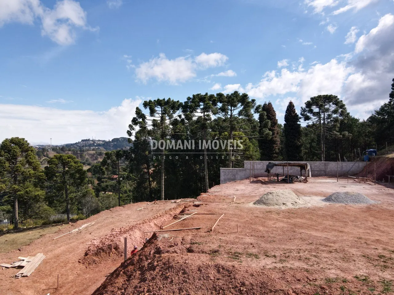 Casa à venda de 1.000 m² em Campos do Jordão, SP, Brasil