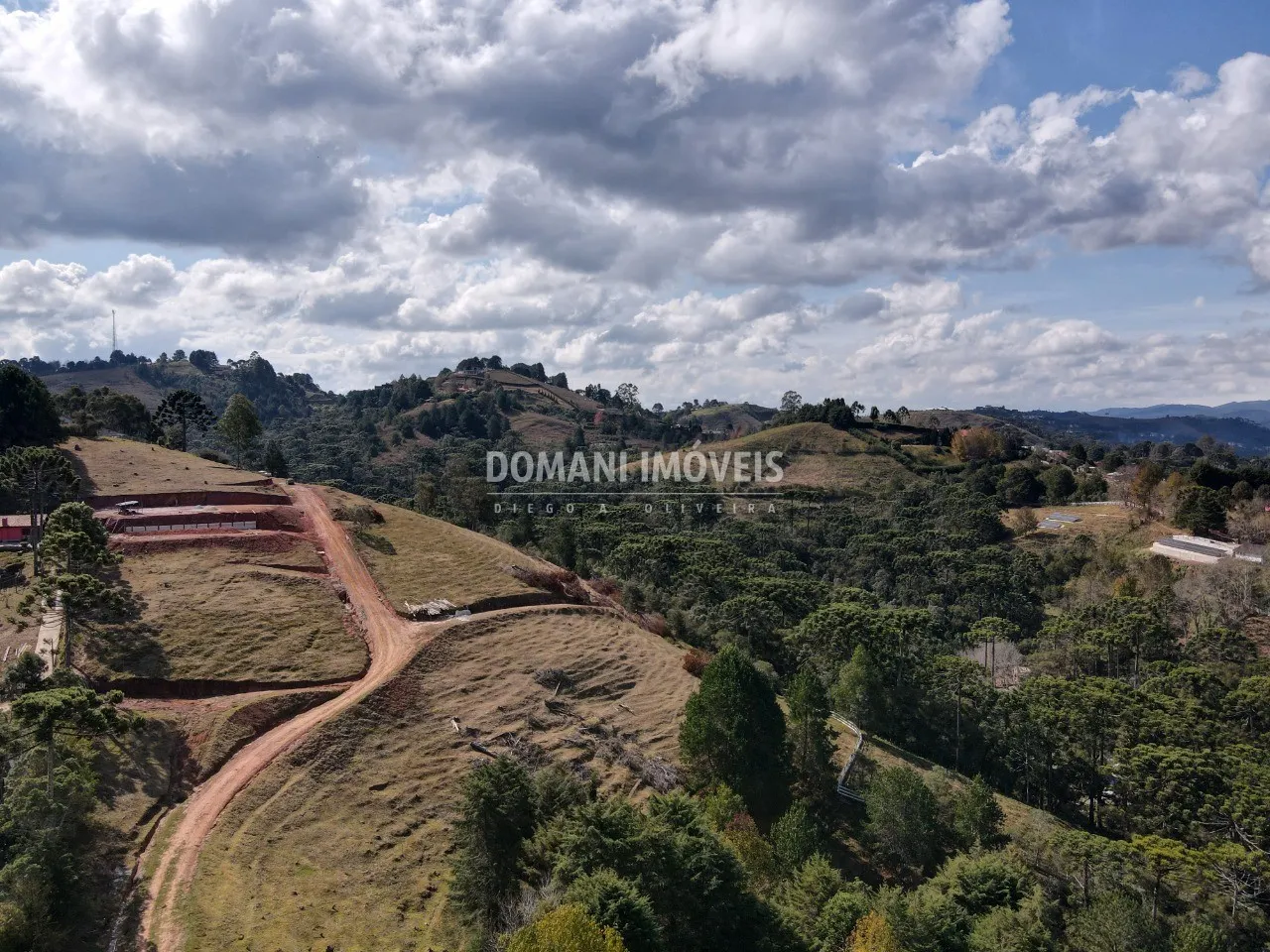 Casa à venda de 1.000 m² em Campos do Jordão, SP, Brasil