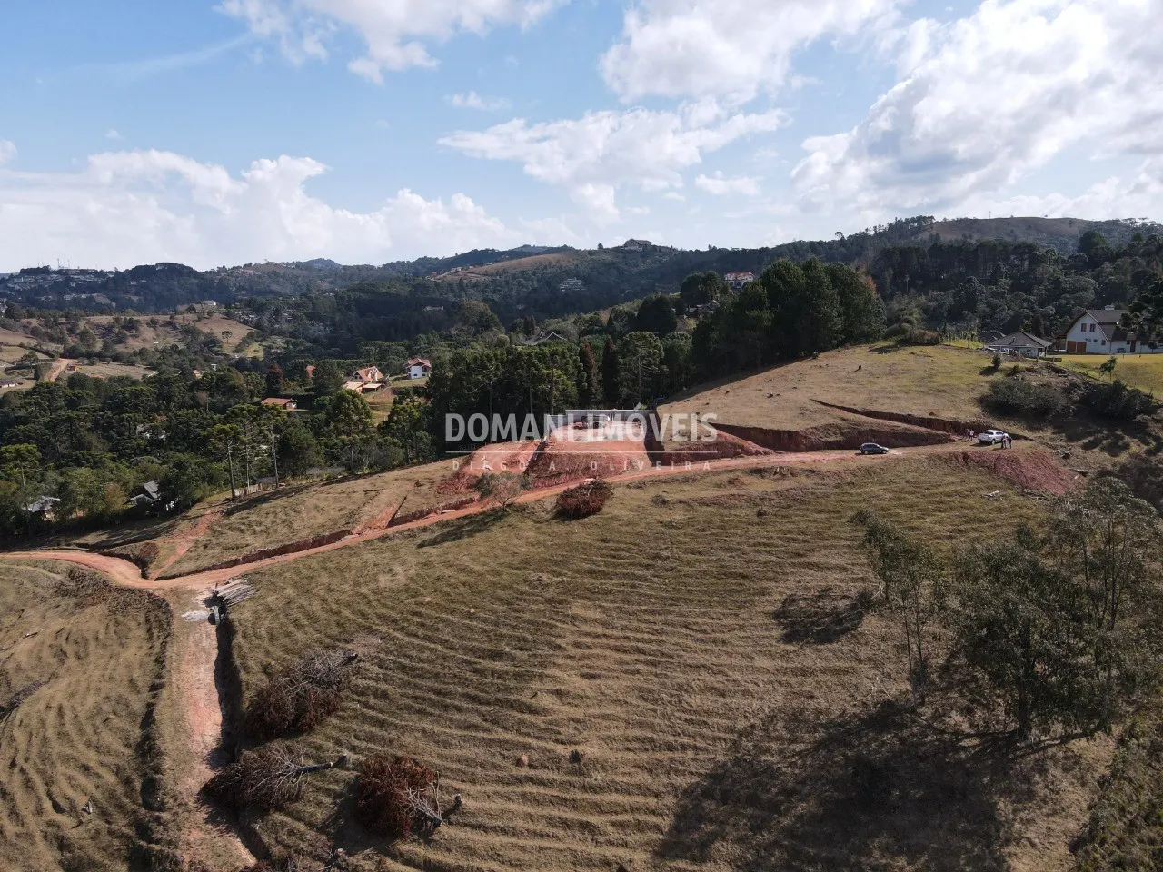 Casa à venda de 1.000 m² em Campos do Jordão, SP, Brasil