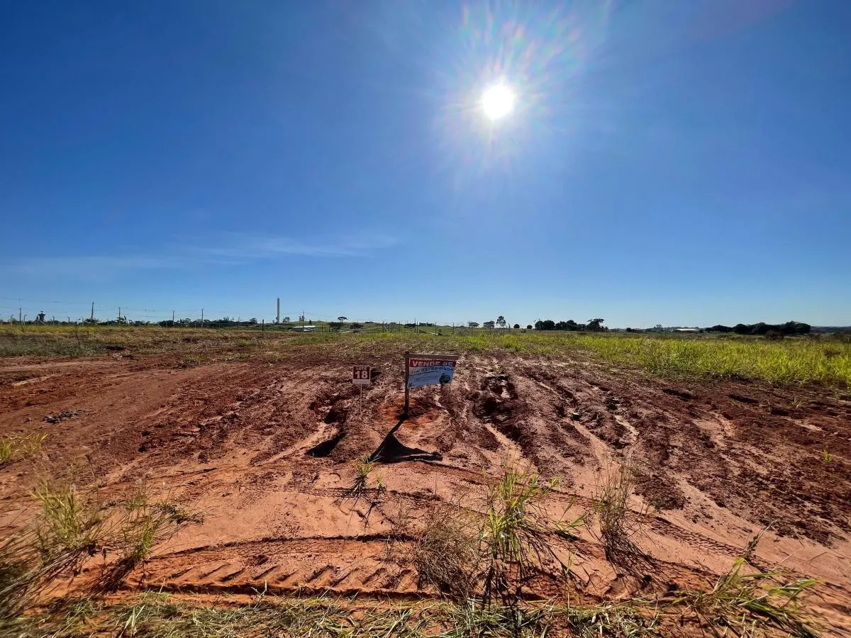 Chácara à venda de 1.000 m² em Álvares Machado, SP, Brasil