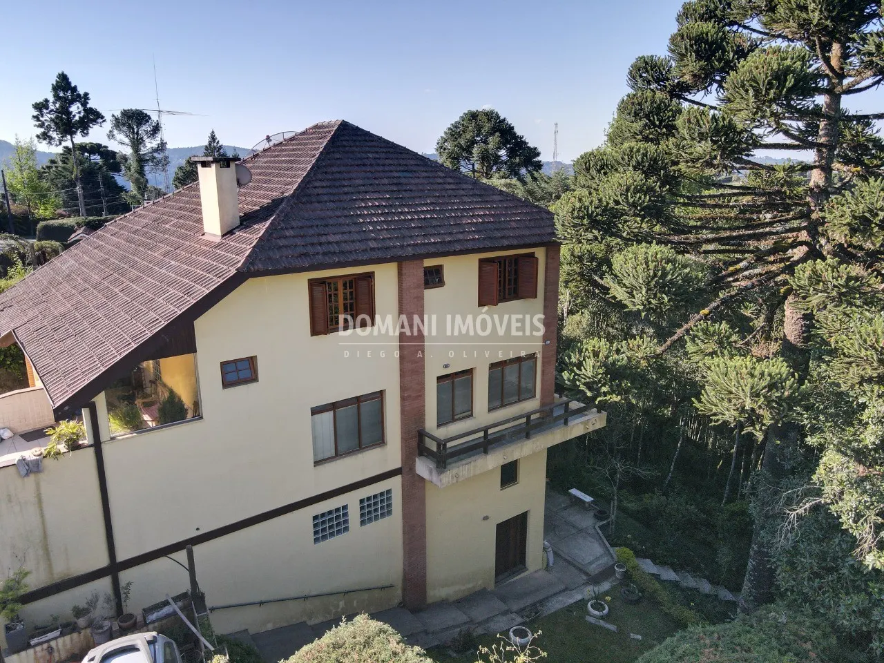 House for sale and to rent of 1,120 m² in Campos do Jordão, SP, Brazil