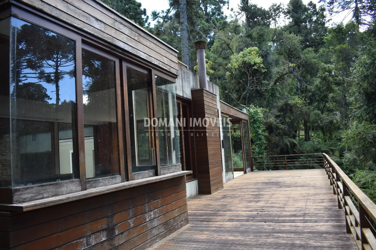 Casa à venda de 1.305 m² em Campos do Jordão, SP, Brasil