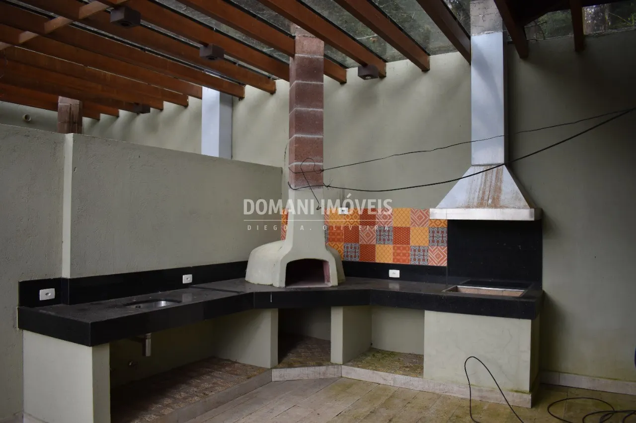 Casa à venda de 1.305 m² em Campos do Jordão, SP, Brasil