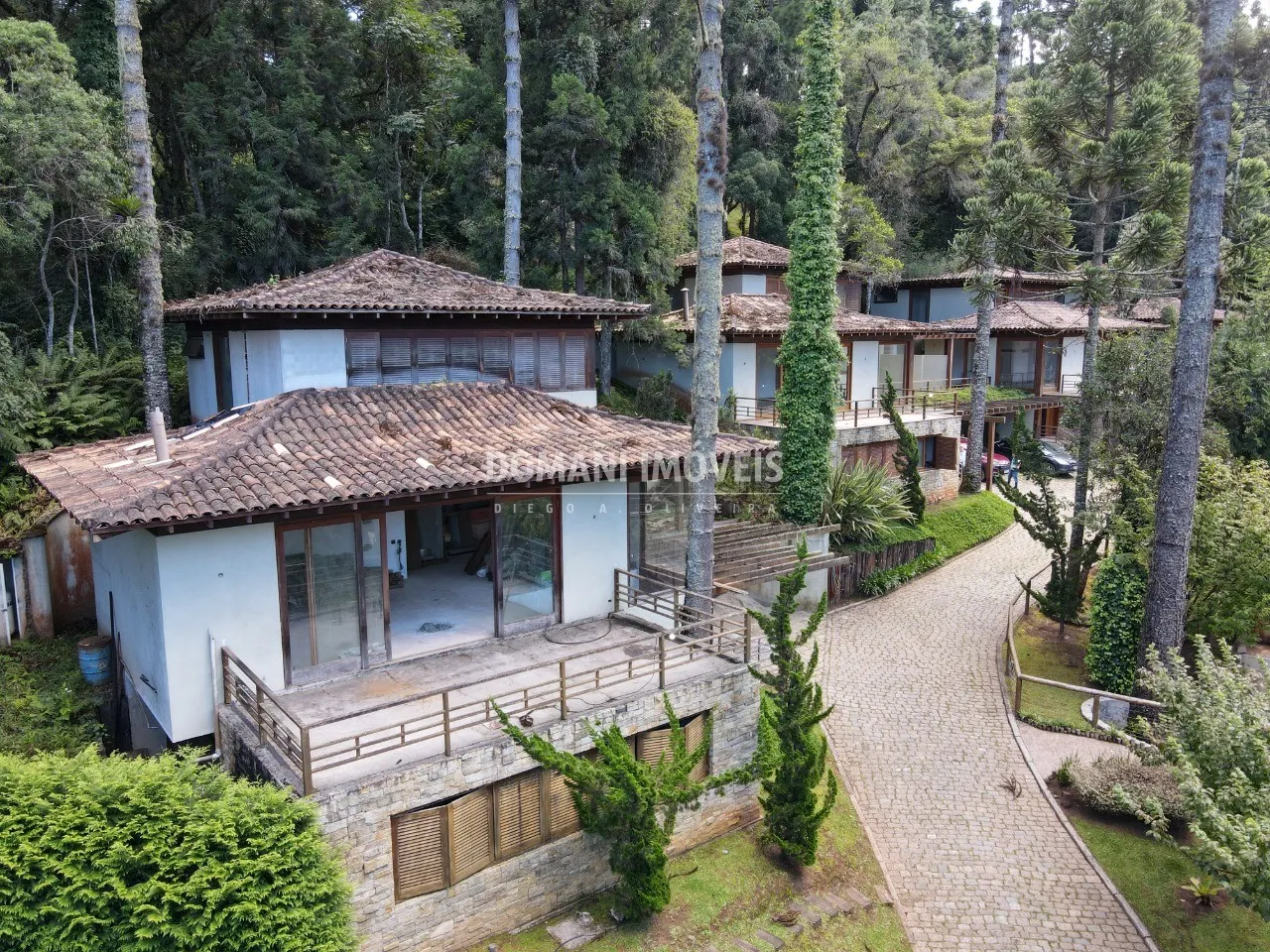 Casa à venda de 1.305 m² em Campos do Jordão, SP, Brasil