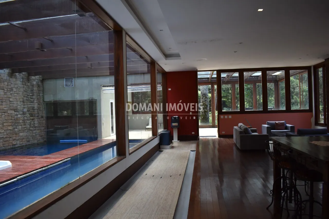 Casa à venda de 1.305 m² em Campos do Jordão, SP, Brasil