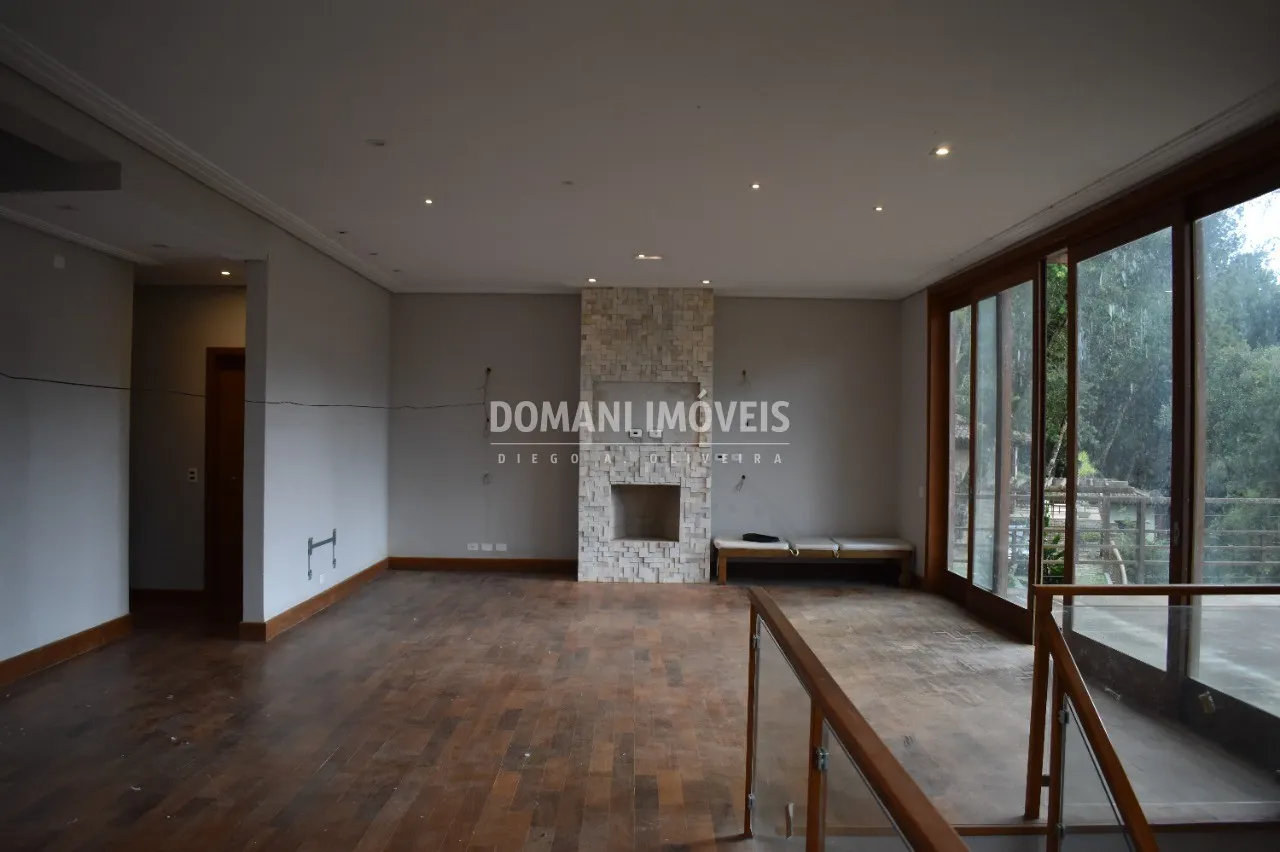 Casa à venda de 1.305 m² em Campos do Jordão, SP, Brasil