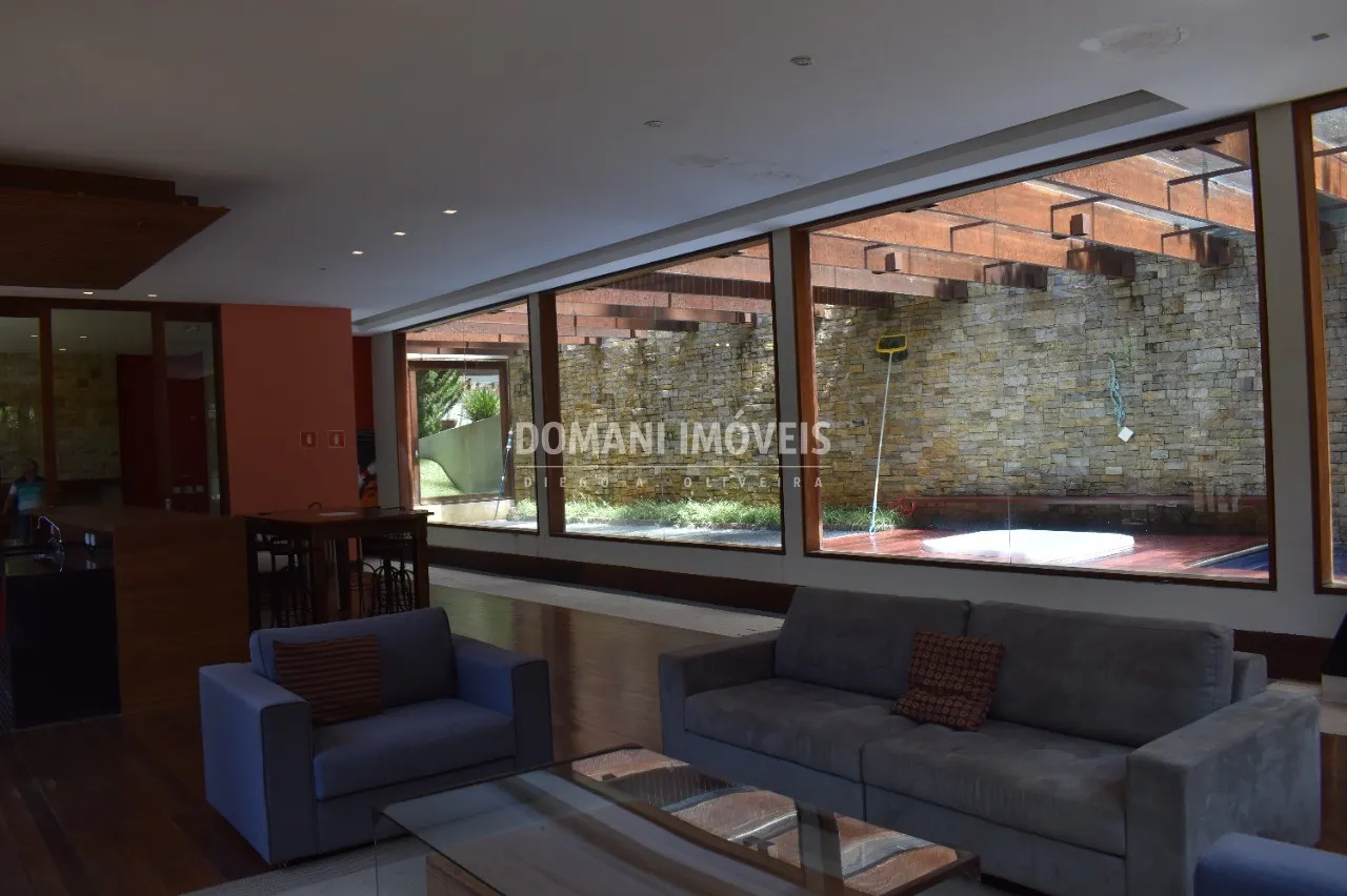 Casa à venda de 1.305 m² em Campos do Jordão, SP, Brasil