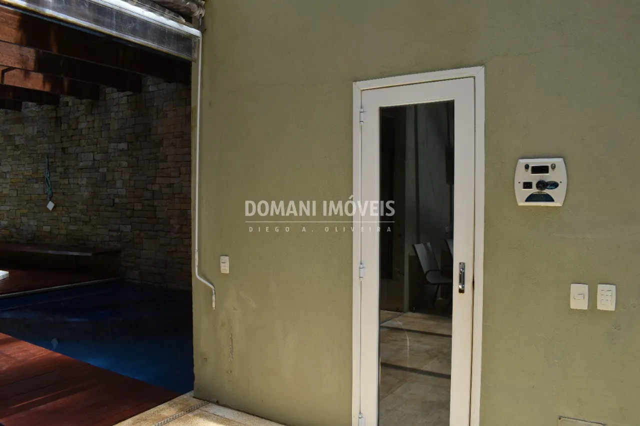 Casa à venda de 1.305 m² em Campos do Jordão, SP, Brasil
