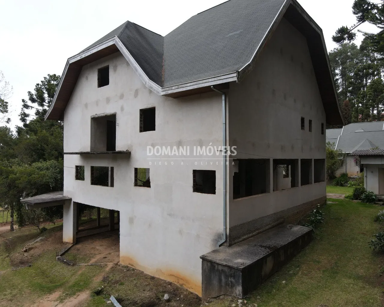 Pousada à venda de 3.450 m² em Campos do Jordão, SP, Brasil