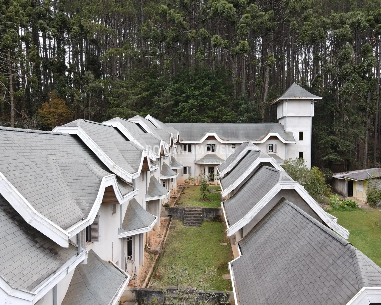 Pousada à venda de 3.450 m² em Campos do Jordão, SP, Brasil
