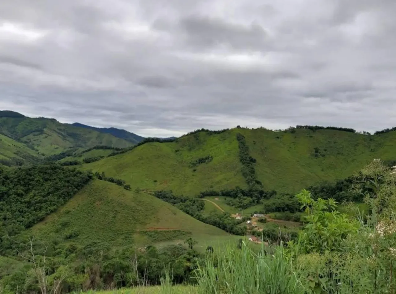 Fazenda à venda de 1.019 ha em Adrianópolis, PR, Brasil