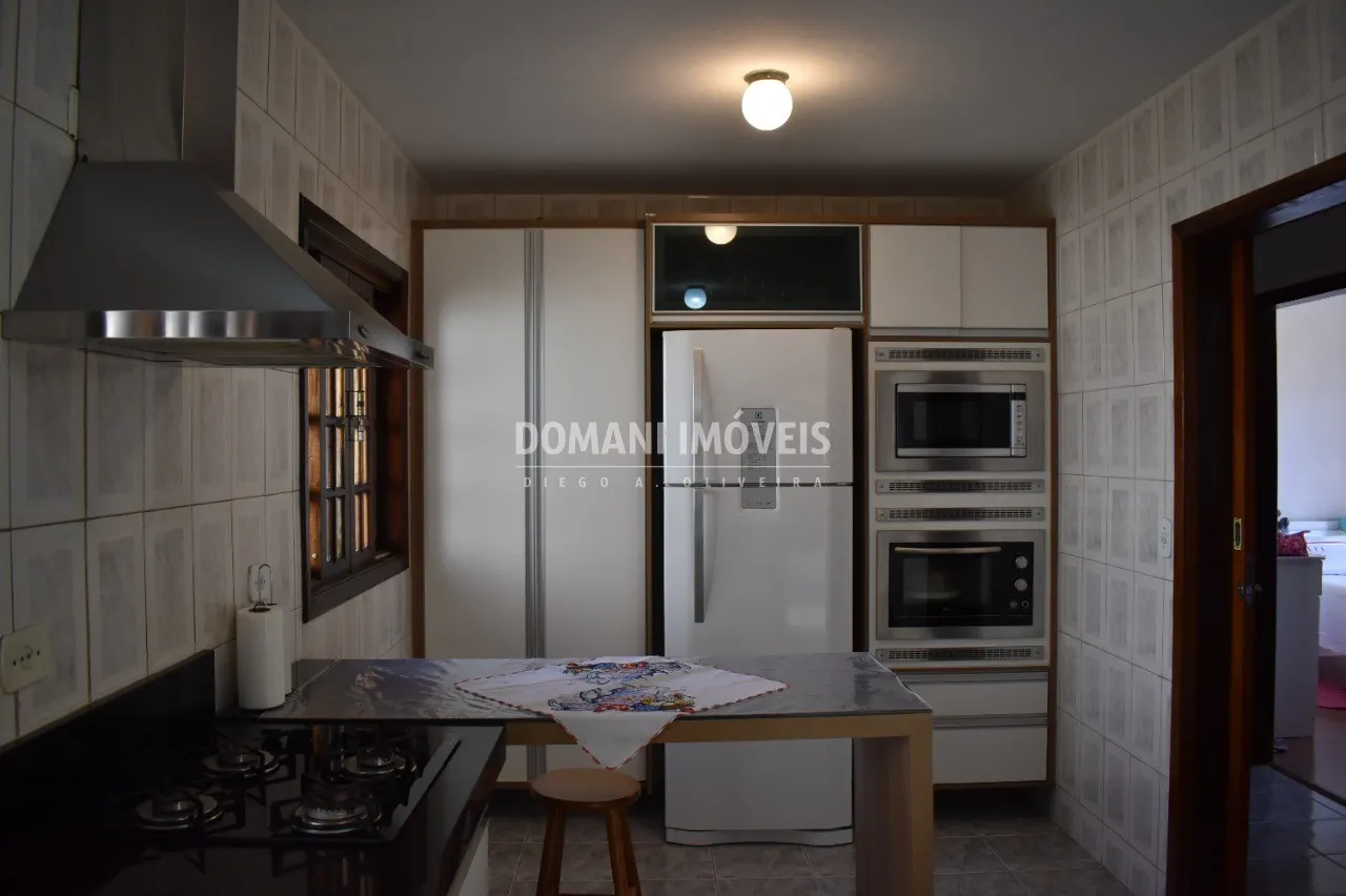 Casa à venda de 250 m² em Campos do Jordão, SP, Brasil
