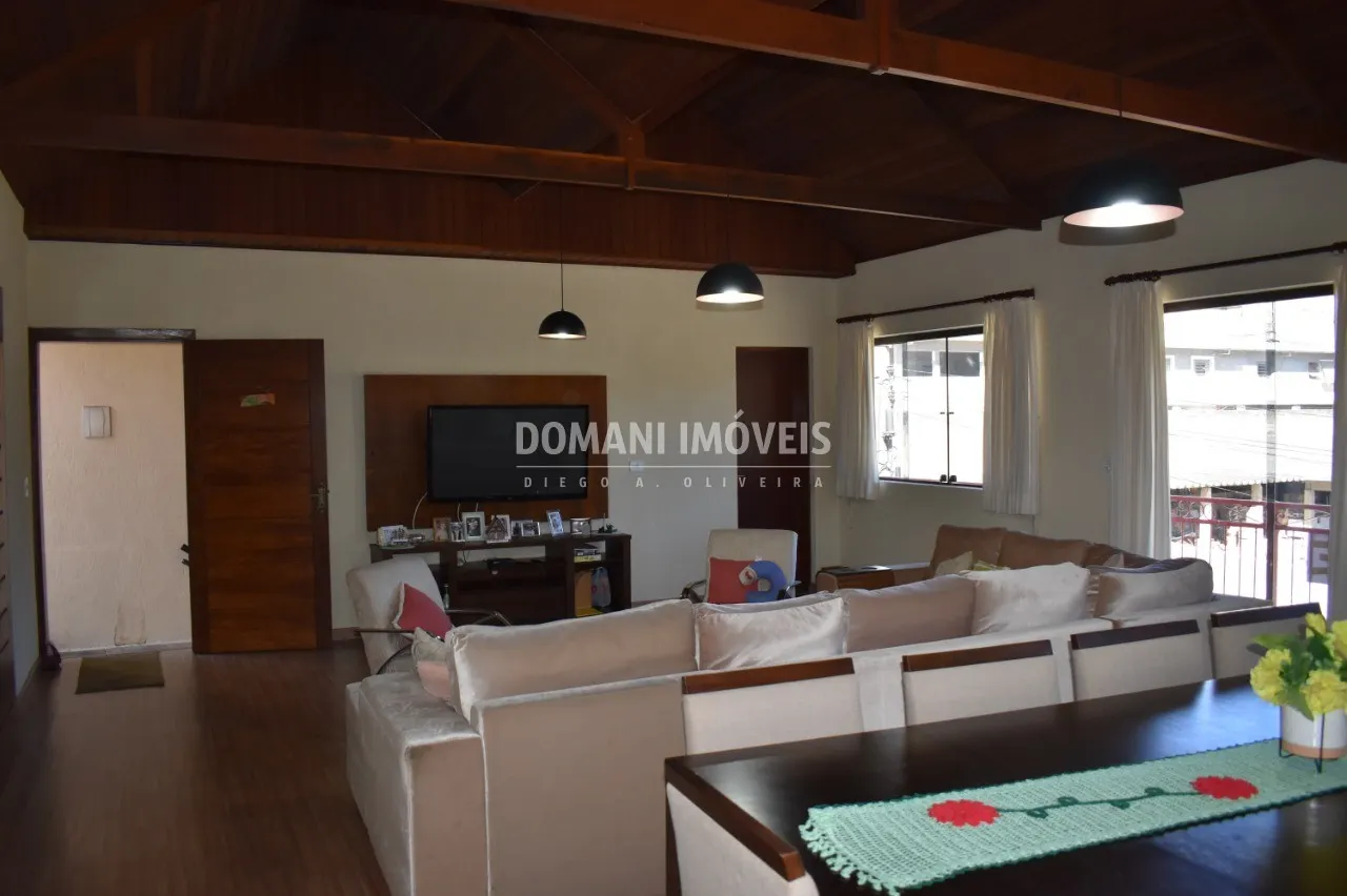 Casa à venda de 250 m² em Campos do Jordão, SP, Brasil